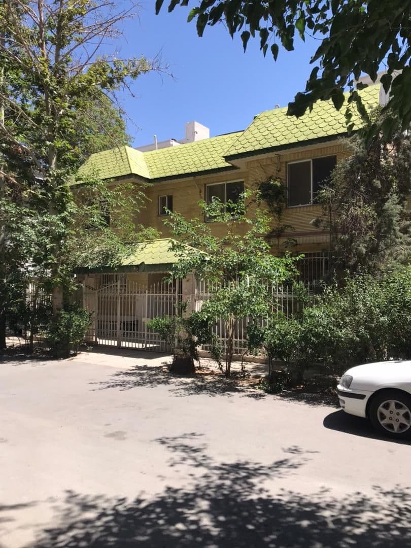 عکسهایی از نمای محل جدید دبیرستان مفید