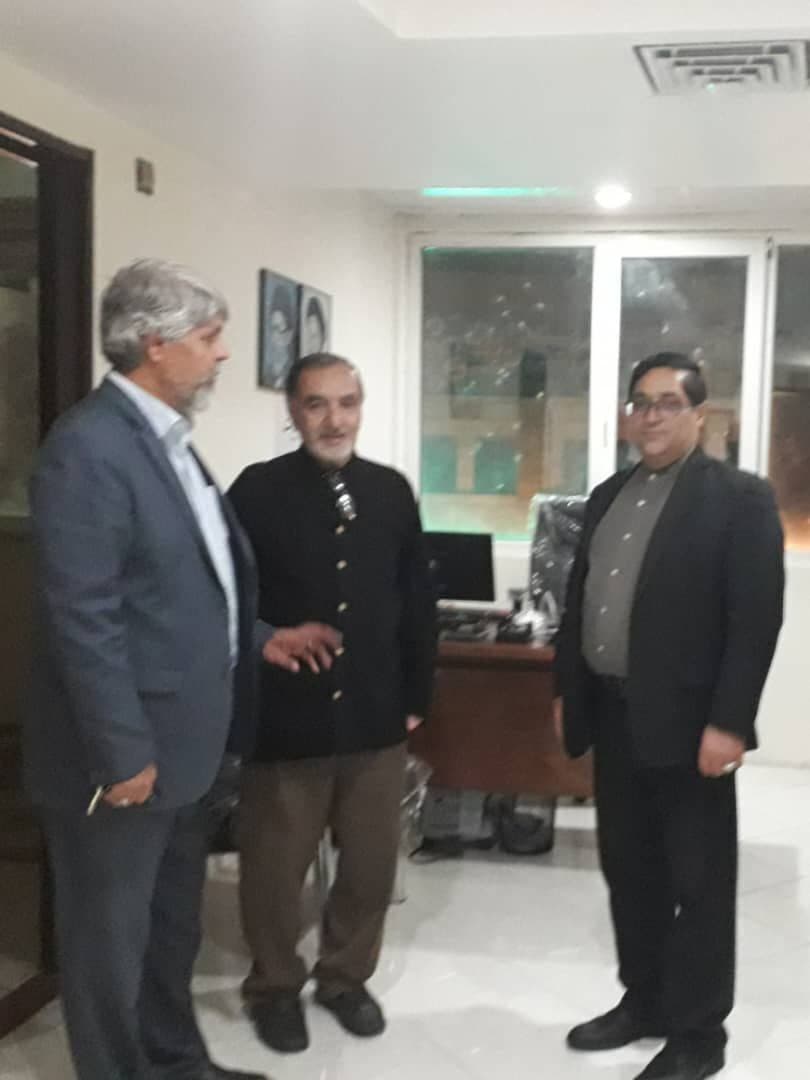 دبیرستان دوره اول مفید